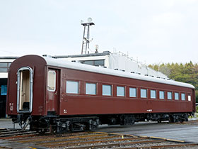收藏、展示54輛車輛：京都鐵道博物館